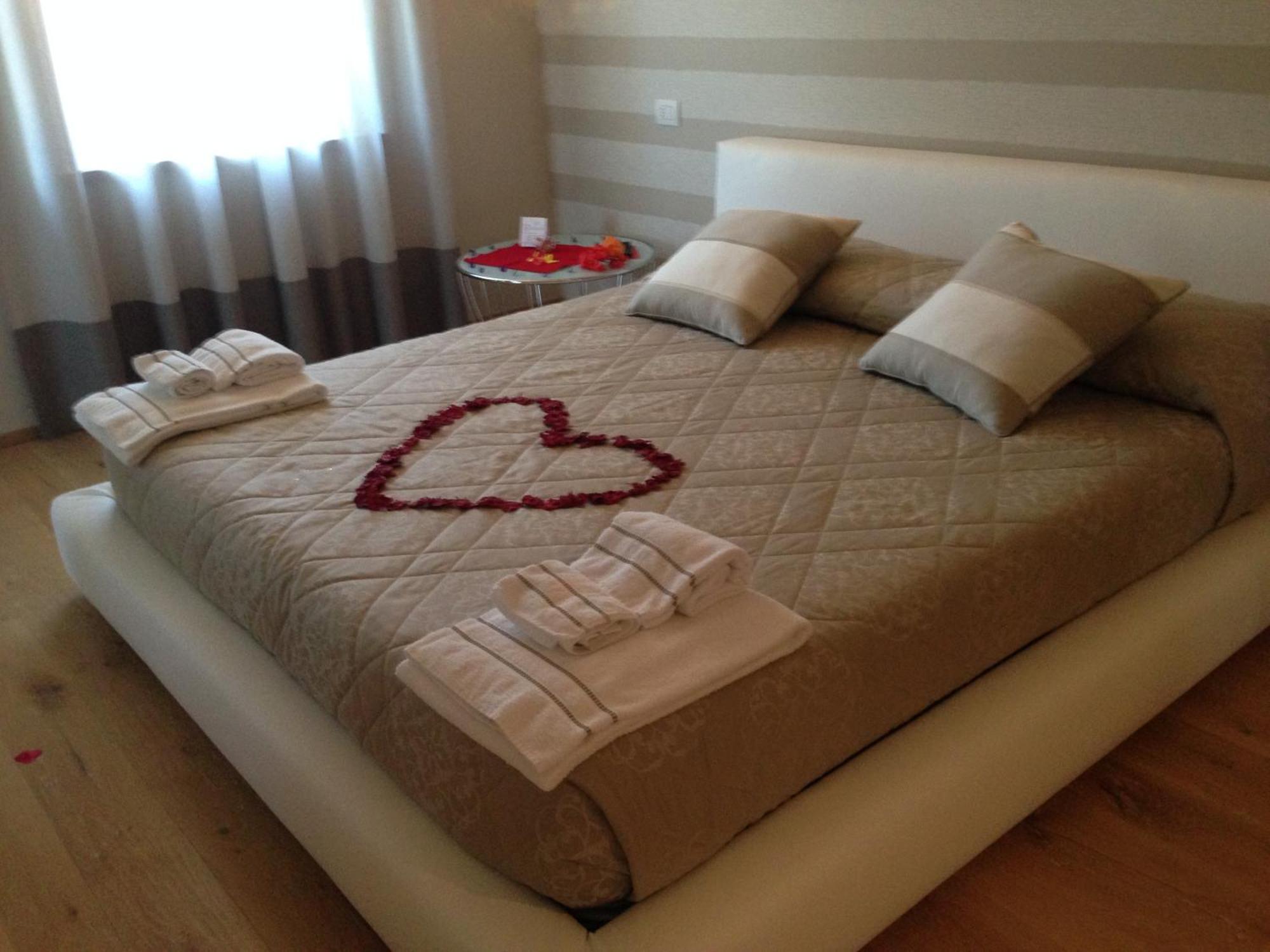 Amico Country House Serra San Quirico Room photo