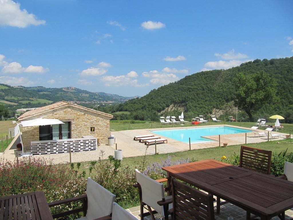 Amico Country House Serra San Quirico Exterior photo